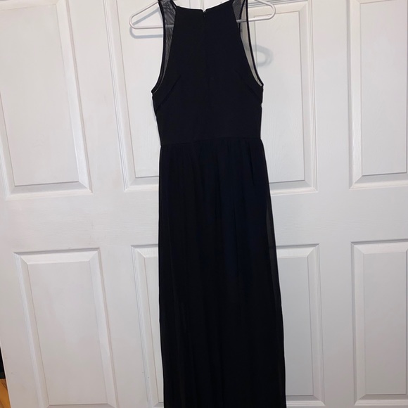 Vera Wang Mesh Cutout Sleeveless Gown - Picture 5 of 8
